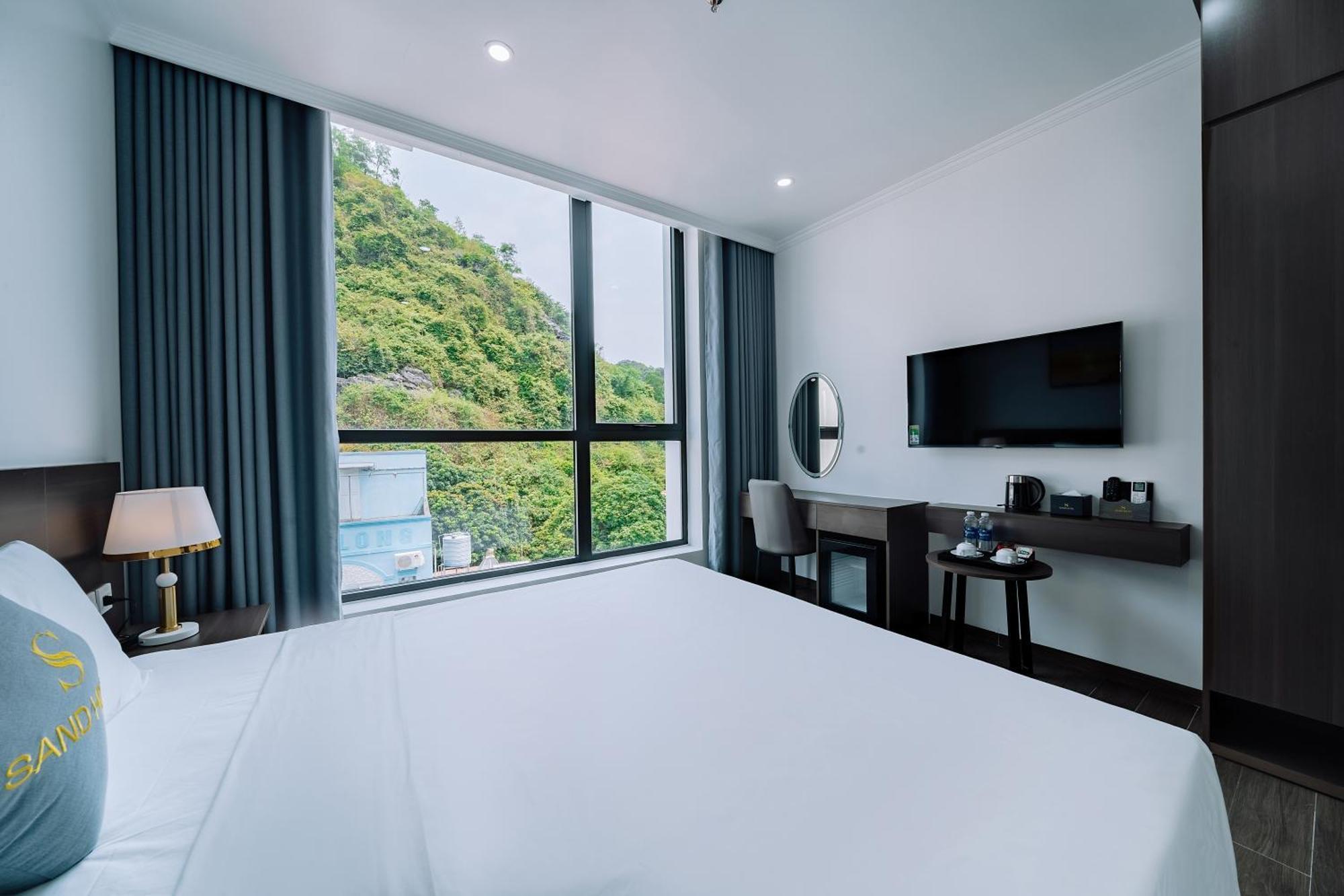 Sand Hotel Cat Ba Island Exterior foto